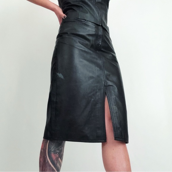 Vintage Genuine Leather Split-Front Pencil Midi Skirt in Black | Size 4 - Picture 1 of 7